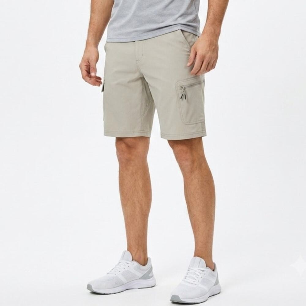 Huk Cargo Fishing Shorts Mens Medium Gray Quick Dry Stretch Outdoor Performance